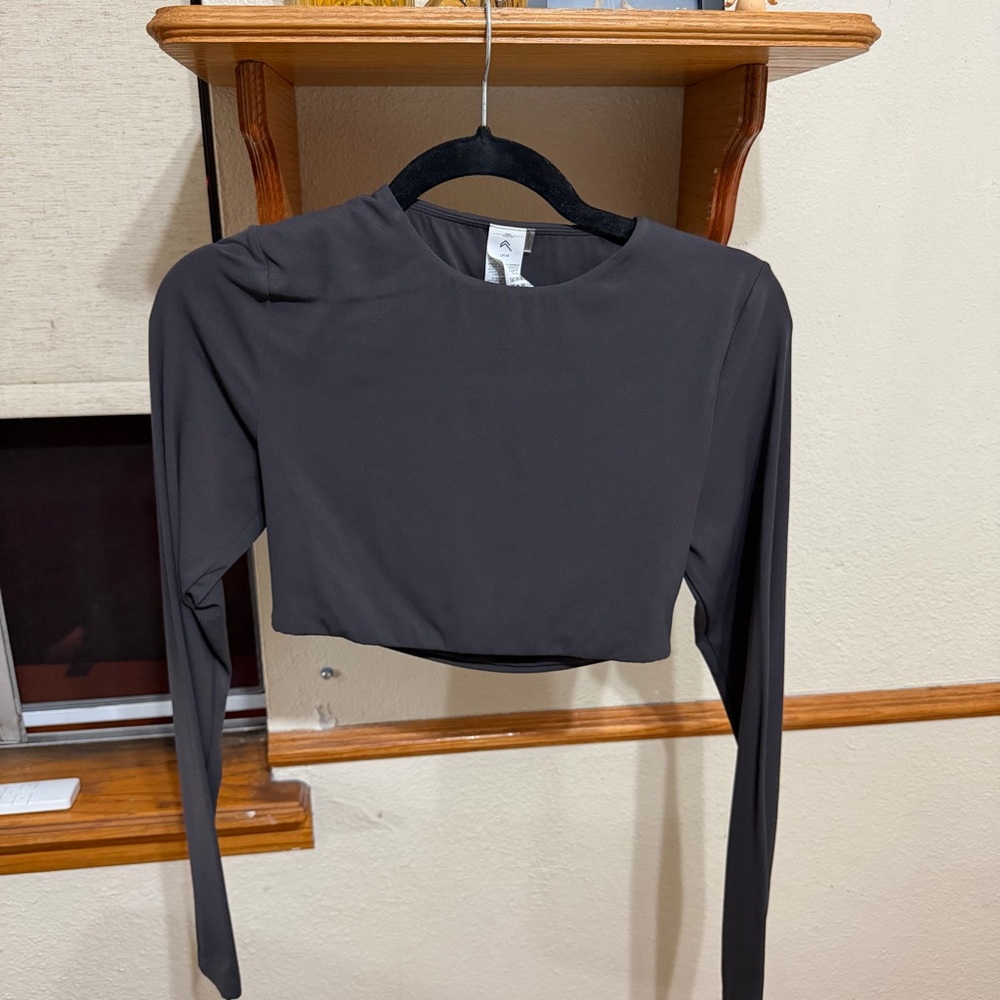 oner active open back cropped long sleeve